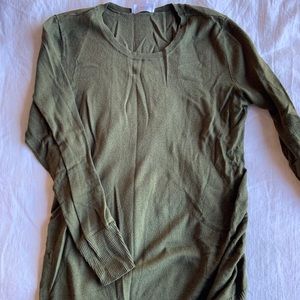 Maternity sweater bundle